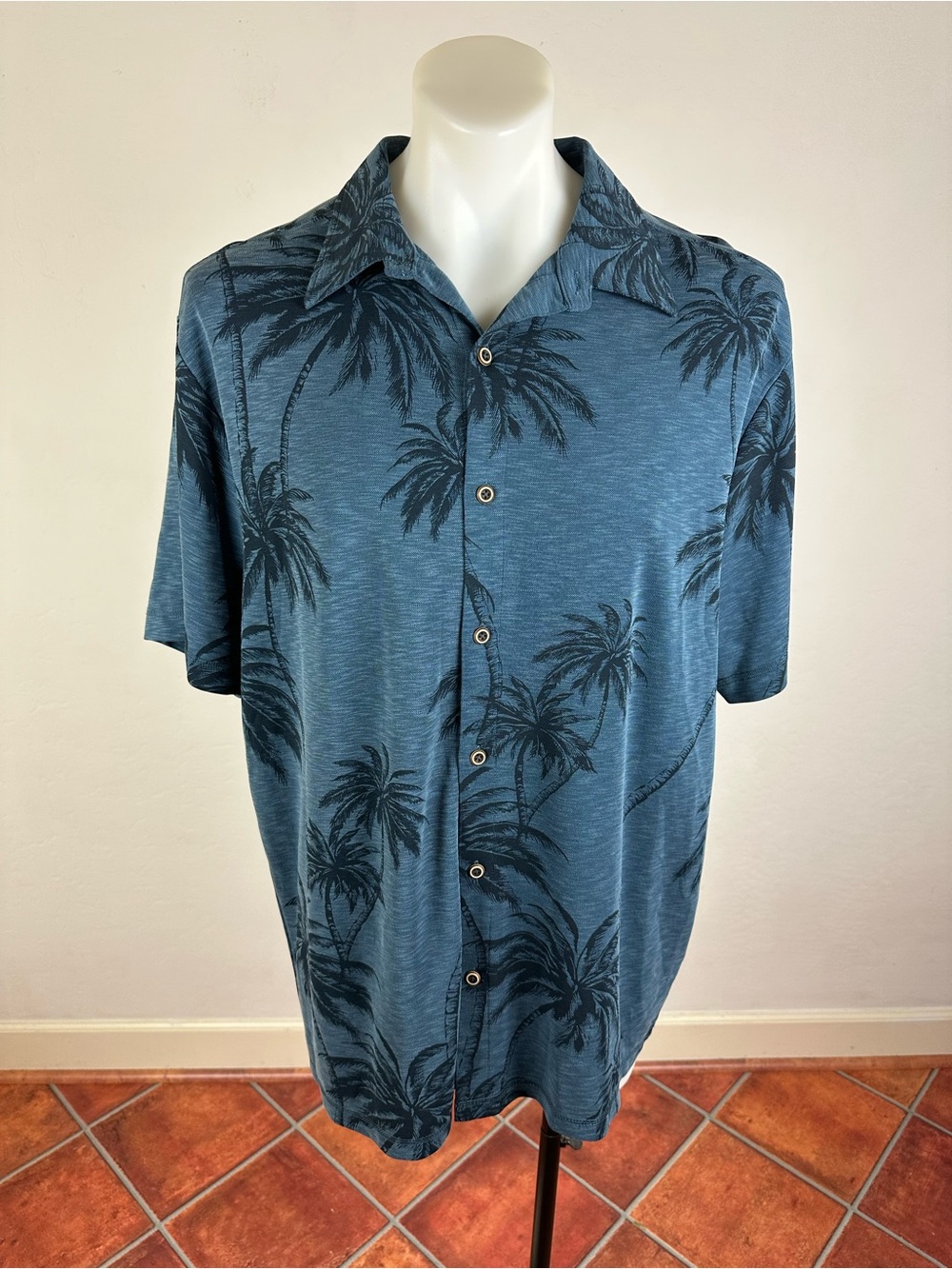 NWT Caribbean Blue Palm Tree Aloha Shirt